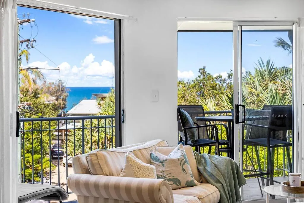 Apartment 3 Andari, Sunshine Beach ~ Modern Apt, 1 Min Beach Australia